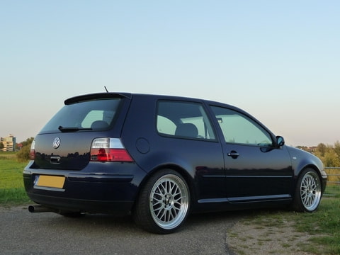 i drive a golf MK4 V5 from'99 i join here because i heard it from 
