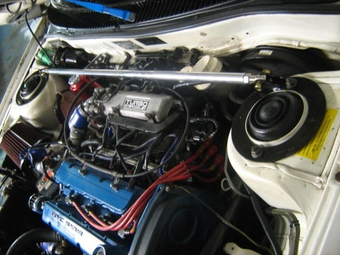mitsubishi 4g93 engine