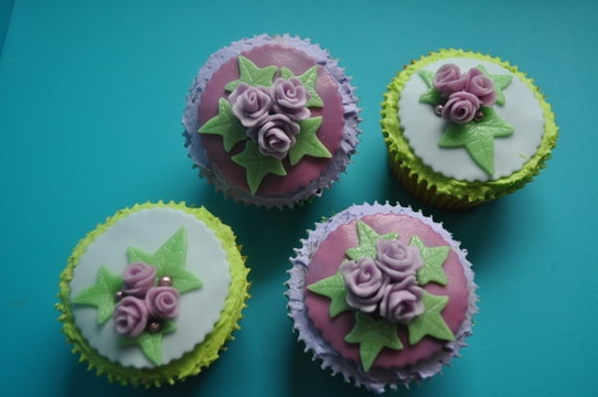 Romantische cupcakes rose en lila/groen (Pagina 1) - Klein &amp; fijn ...